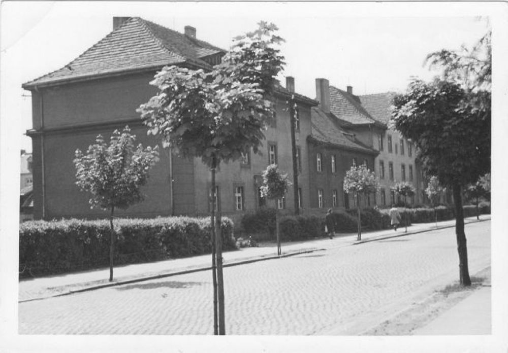 Heinz Pionteks Geburtshaus (rechts) -sein erstes Zuhause